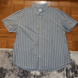 Old navy men's short sleeve button down,  2XL